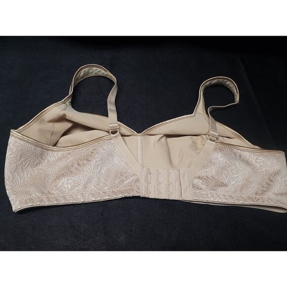 Playtex 18 Hour Active Comfort Wire Free Nude Bra | Size 42C - Picture 2 of 3
